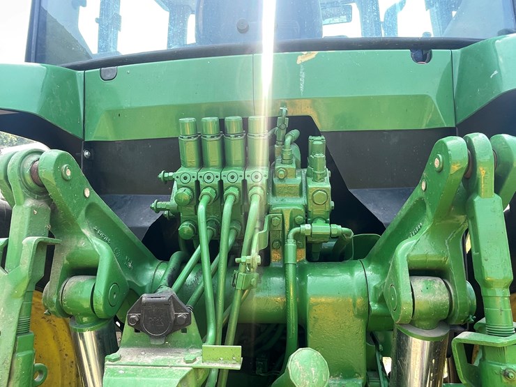 john-deere-7600-image-52