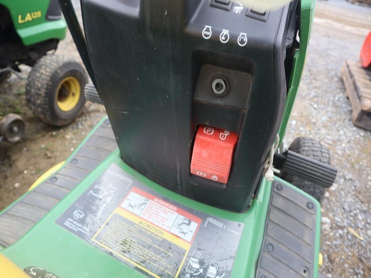 john-deere-lx172-image-11