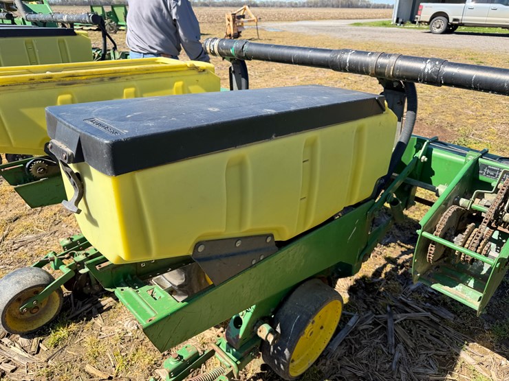 john-deere-7300-image-72