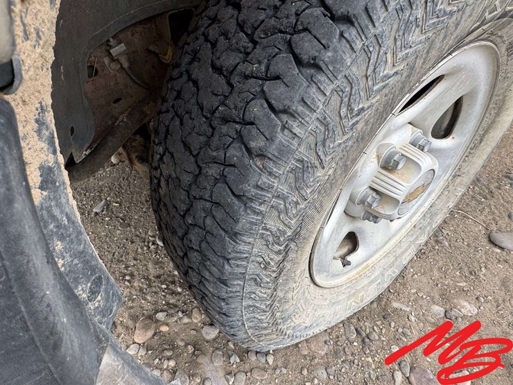 2002-chevrolet-silverado-1500-image-17