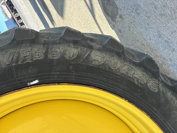 2022-john-deere-410r-image-52