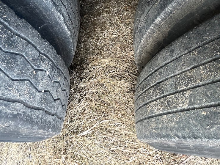 1999-utility-53'-image-33