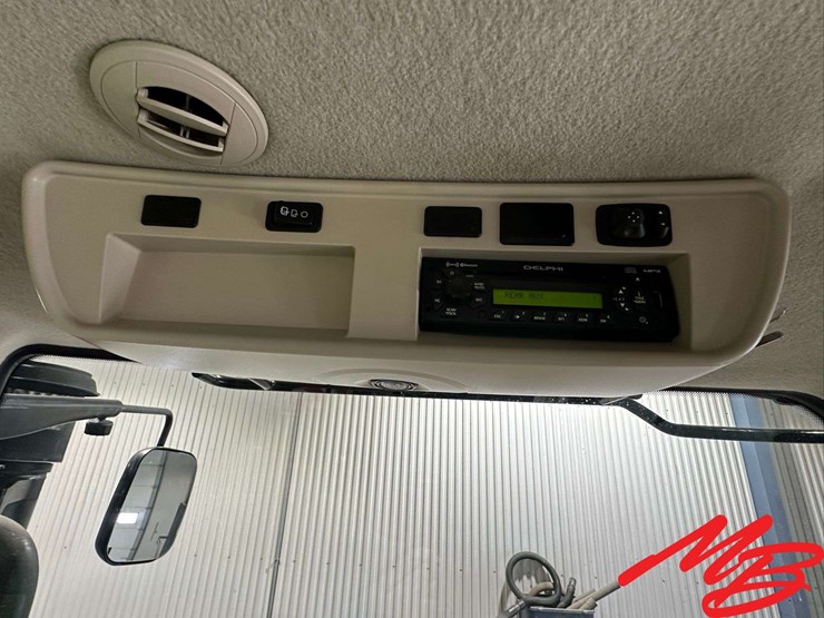 2012-john-deere-9560-image-55