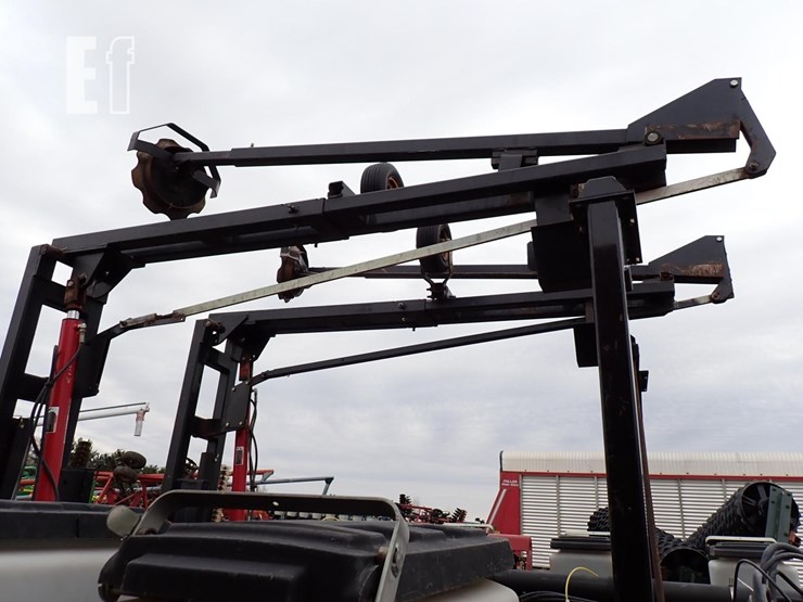 2007-white-8186-image-13