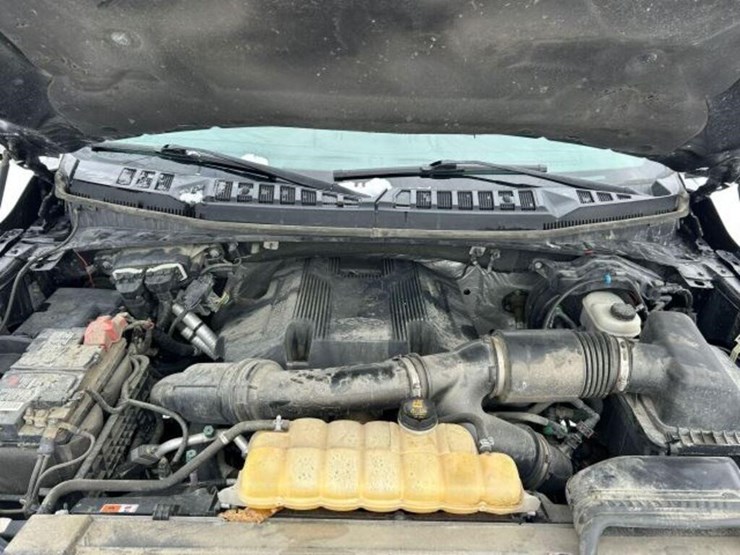 2017-ford-f150-xlt-image-28