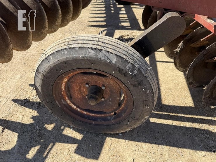 international-370-image-4