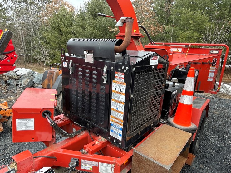 #1008-•-eeger-beever-model-1215-wood-chipper-(fall-creek,-wi)-image-24