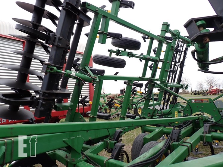 john-deere-726-image-17