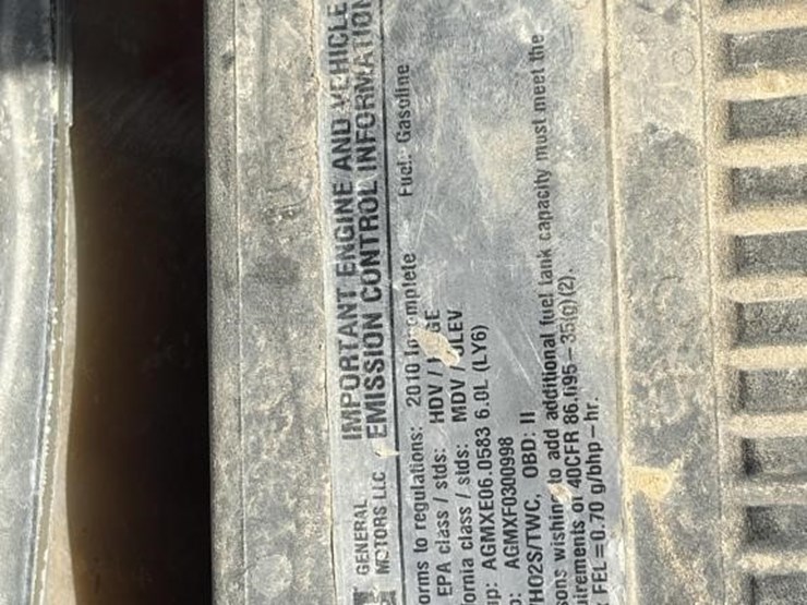 2010-chevrolet-silverado-2500-image-8