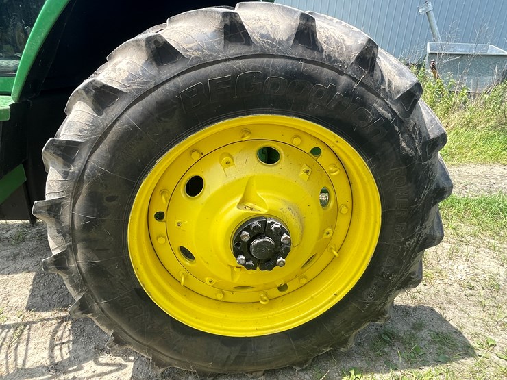 john-deere-7600-image-24