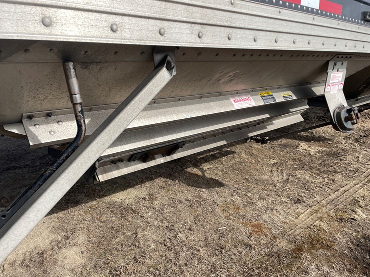 2016-timpte-42'-hopper-image-18