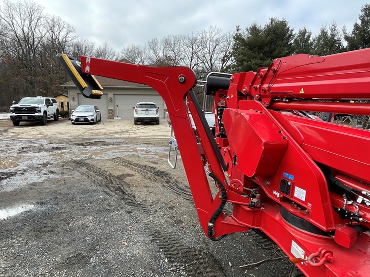 #1000-•-2024-cmc-90hd+-lift-(fall-creek,-wi)-image-43