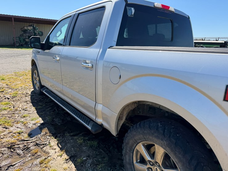 2017-ford-f150-image-18