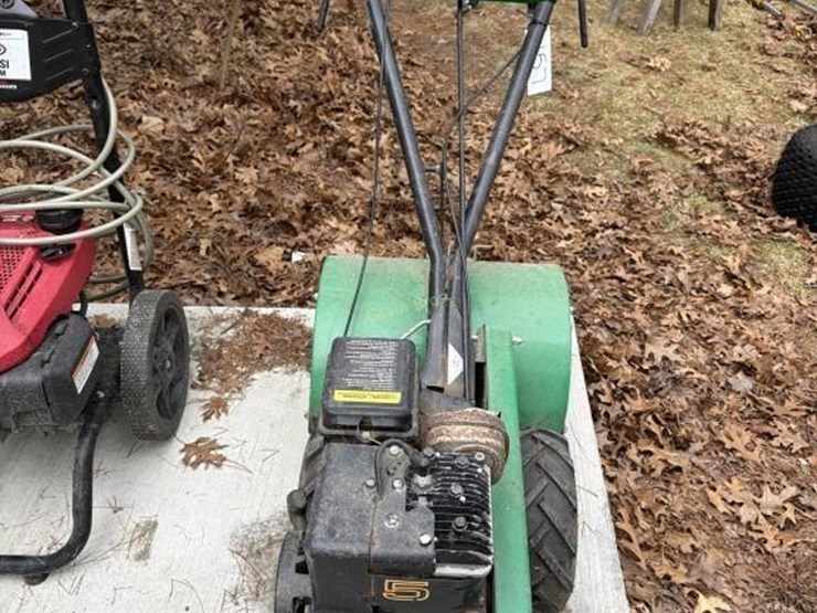 rally-c.r.t-17"-rear-tine-tiller-image-4