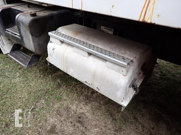 gmc-topkick-image-12