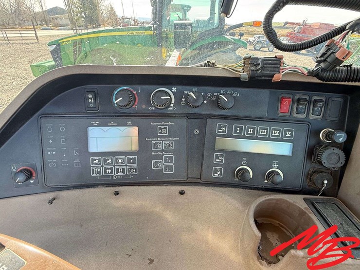 2000-john-deere-8210-image-22