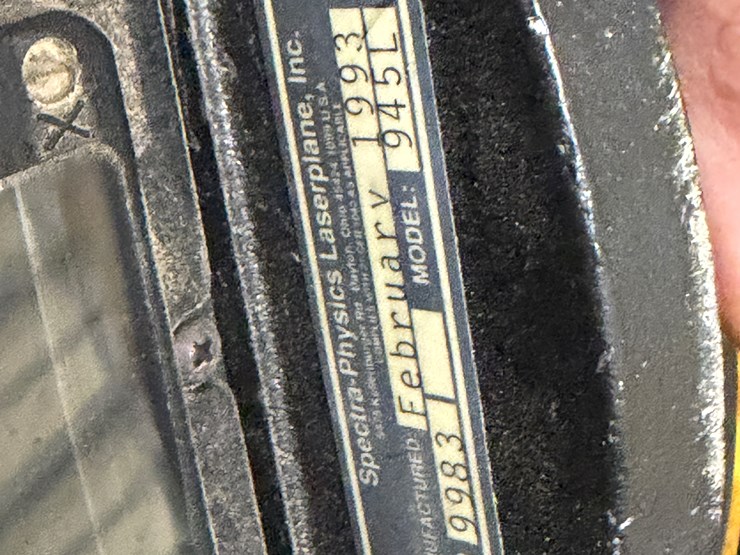 #37052-•-**-spectra-physics-945l-laser-level-sl-9983-image-6