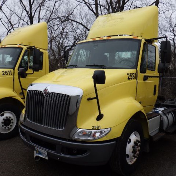 2016 INTERNATIONAL 8600