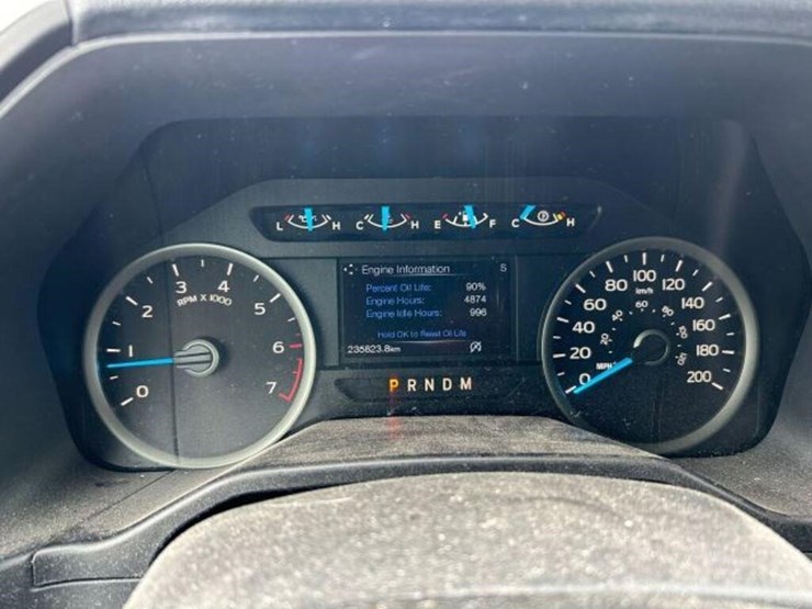 2017-ford-f150-xlt-image-12