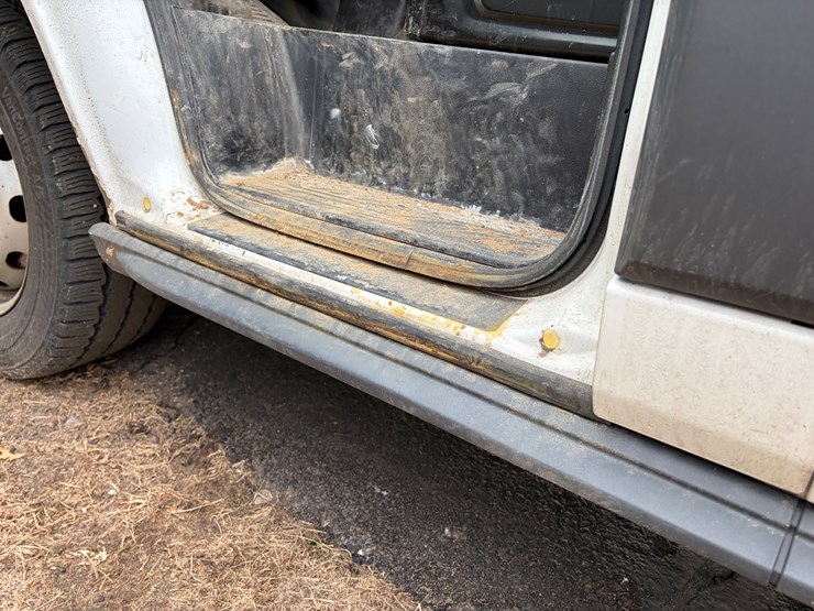 2015-ford-transit-image-23