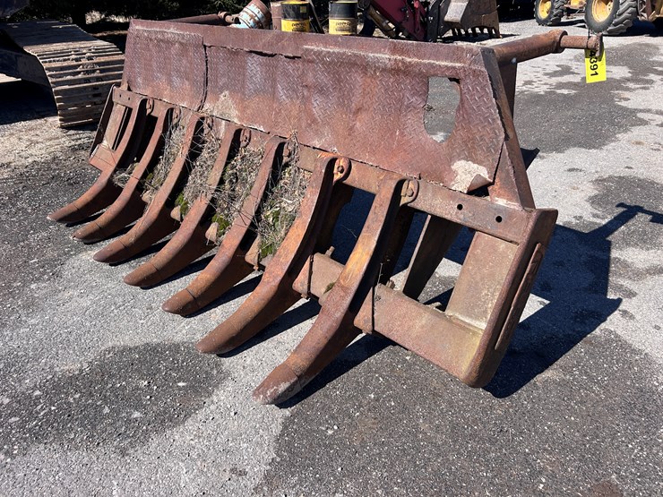 #4391-•-fleco-11'-root-rake---fits-auction-lot-#1000-d7e-image-1