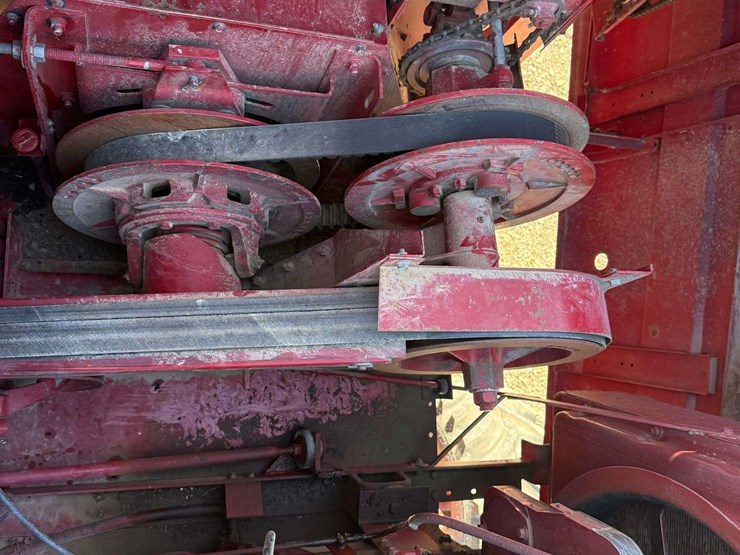 case-ih-1666-image-9