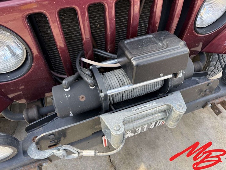 2004-jeep-wrangler-sport-image-15