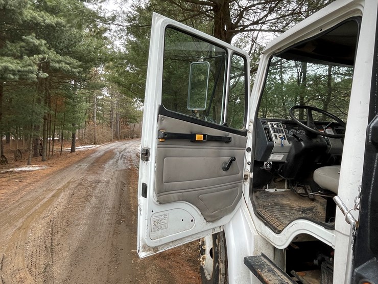 2003-caterpillar-3126-image-22