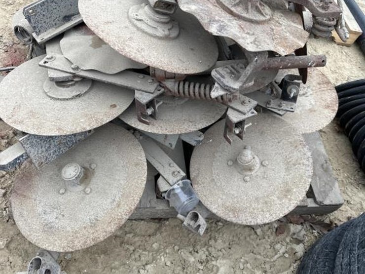 #75-•-pallet-no-till-coulters-for-anhydrous-applicator-image-3