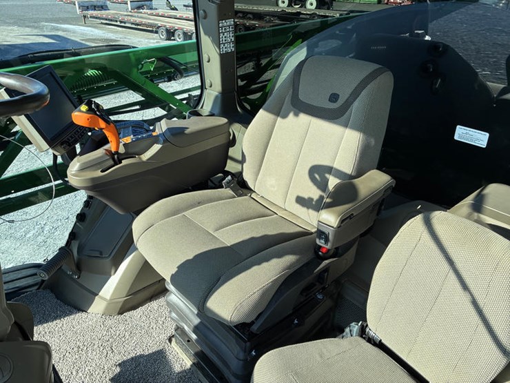 2022-john-deere-410r-image-75