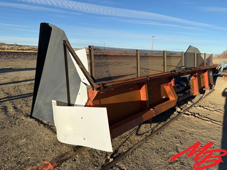 sunflower-header-24’-w/-lucke-shields-and-lucke-pans-image-7