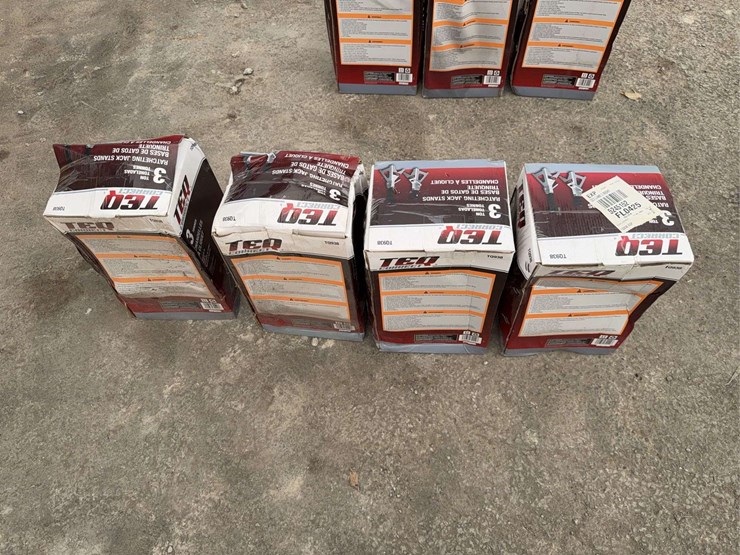 (8)-3-ton-jack-stands-image-3