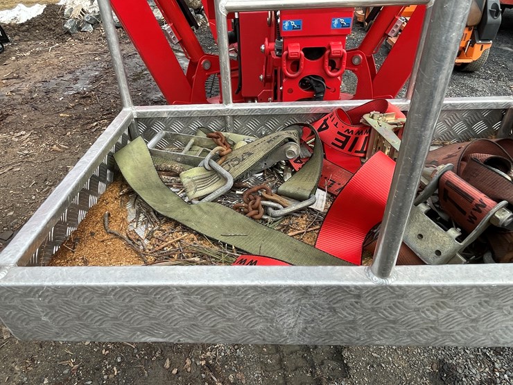 #1000-•-2024-cmc-90hd+-lift-(fall-creek,-wi)-image-17