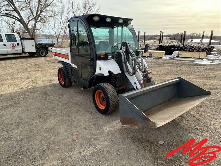 2007-bobcat-toolcat-5600-image-4
