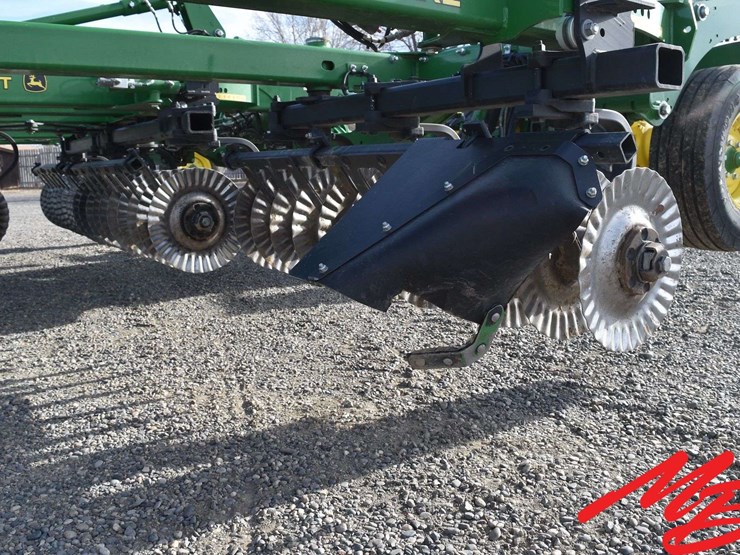 2019-john-deere-2660vt-image-49