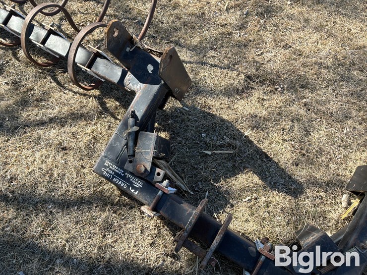 track-scratcher-image-17