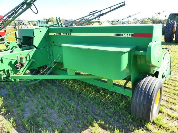 2001-john-deere-348-image-3
