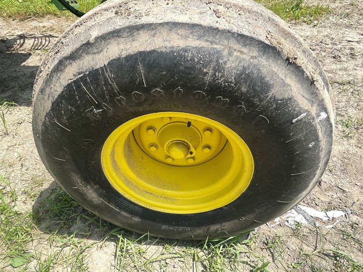 john-deere-7600-image-31