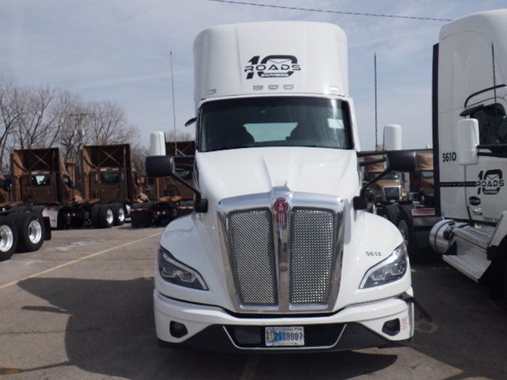 2024-kenworth-t680-image-2