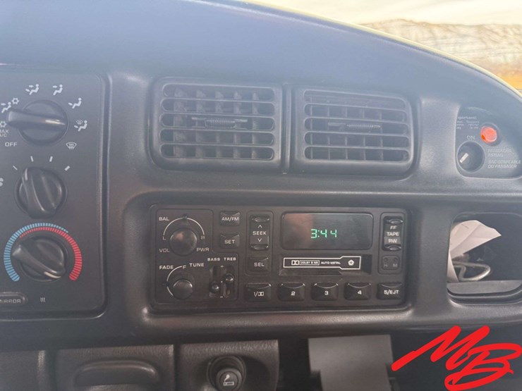 1999-dodge-ram-2500-image-32