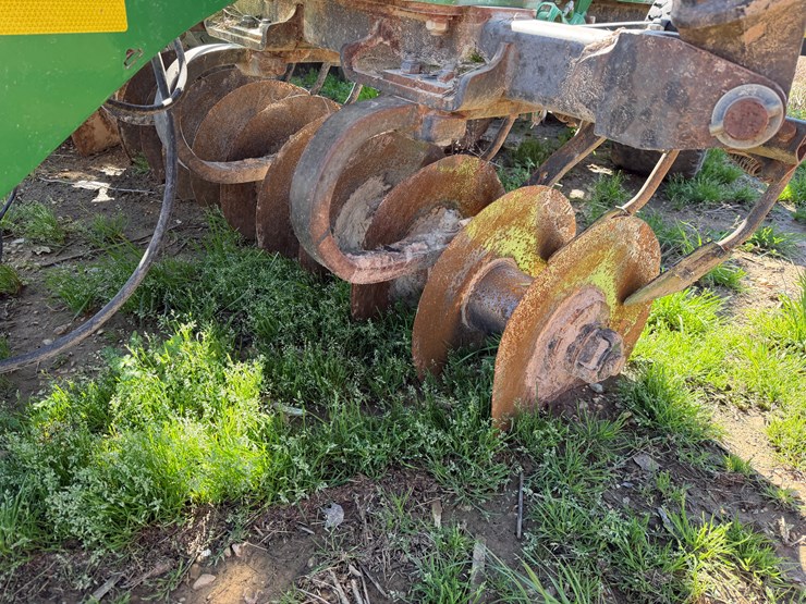 john-deere-2623vt-image-36