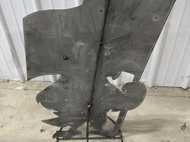 #105-•-eagle-and-flag-decor-image-2