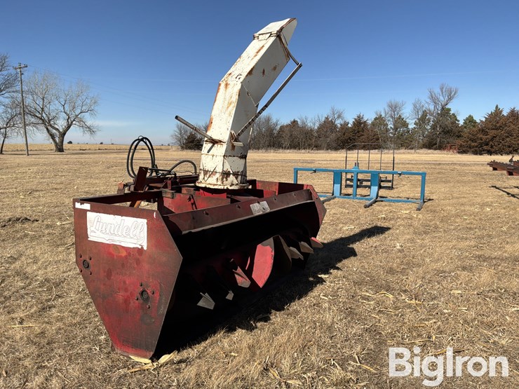 lundell-3-pt-snowblower-image-3