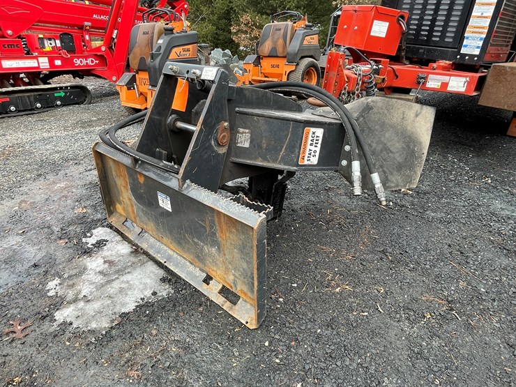 #1017-•-stumper-skid-steer-stump-grinder-(fall-creek,-wi)-image-5