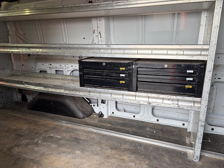 2015-ford-transit-image-32