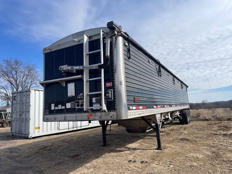 2016-timpte-42'-hopper-image-1