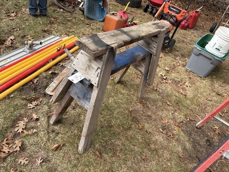 wood-saw-horses-image-2