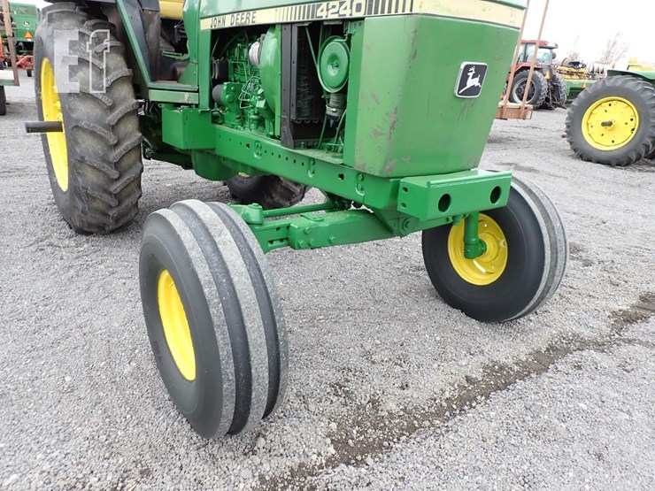 john-deere-4240-image-17