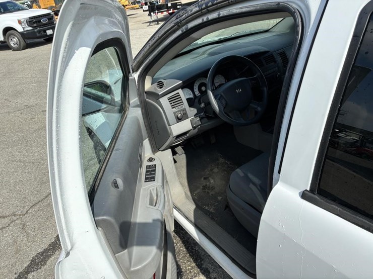 2008-dodge-durango-image-12