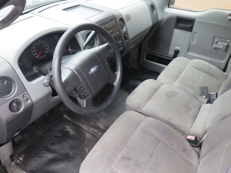 2006-ford-f150-xl-image-10